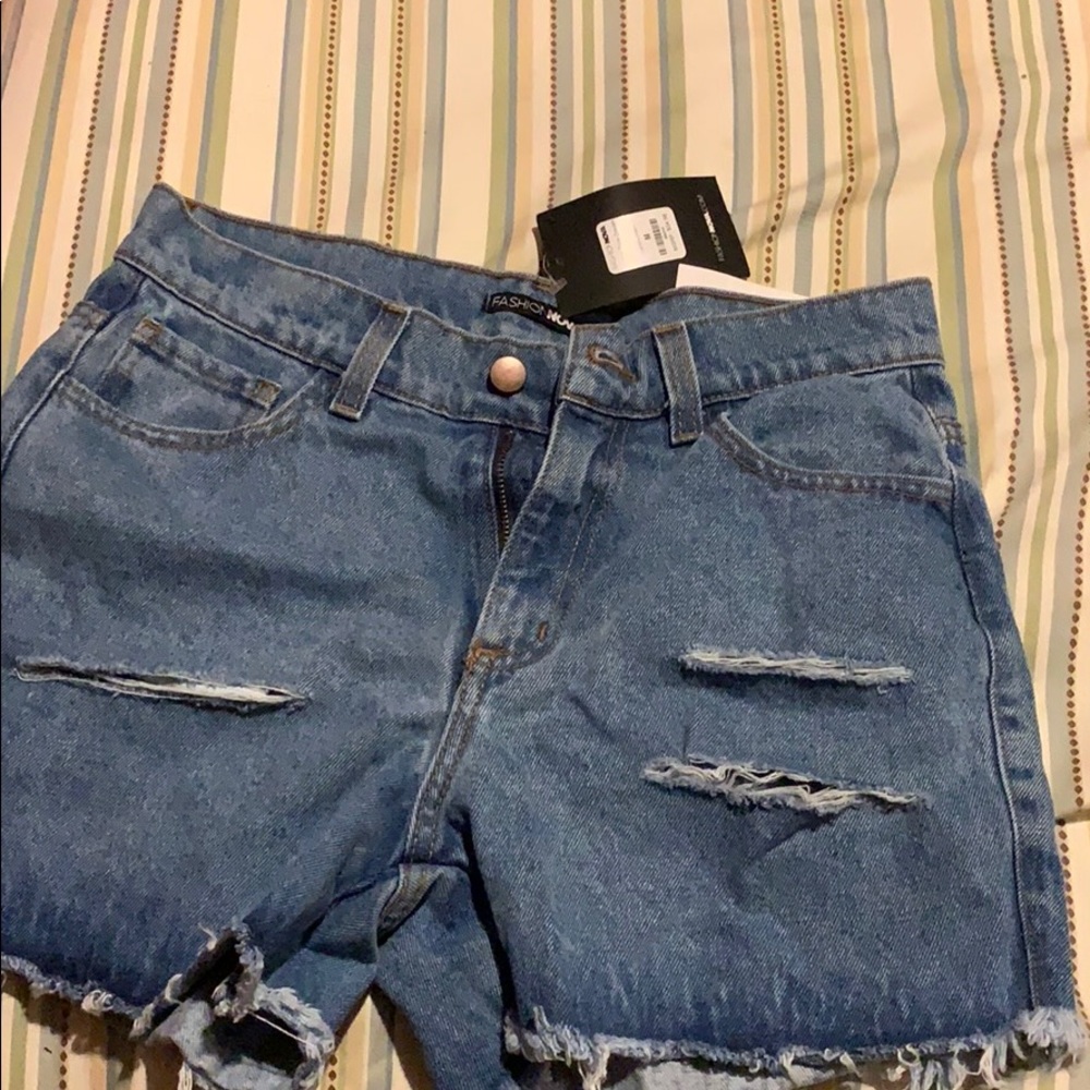 Fashion nova shorts